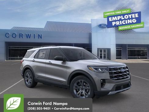 New 2026 Ford Explorer Active AWD/4WD image 1