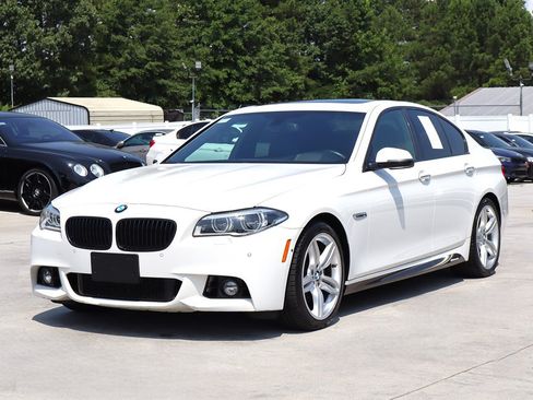 Used 2015 BMW 550i Sedan RWD image 3
