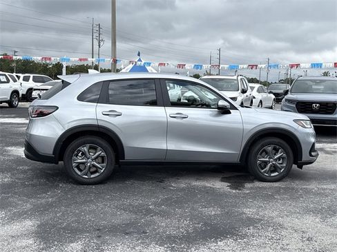 New 2026 Honda HR-V LX image 3