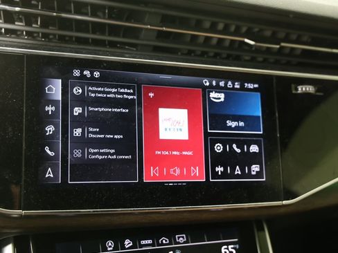 Used 2024 Audi Q8 Premium Plus w/ Premium Plus Package image 8