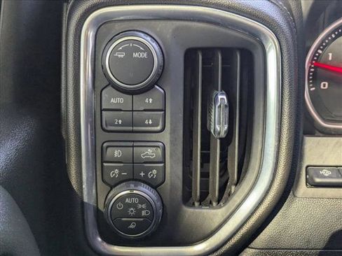 Used 2022 Chevrolet Silverado 2500 High Country w/ Z71 Off-Road Package image 15