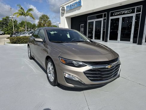Used 2024 Chevrolet Malibu LT FWD image 7