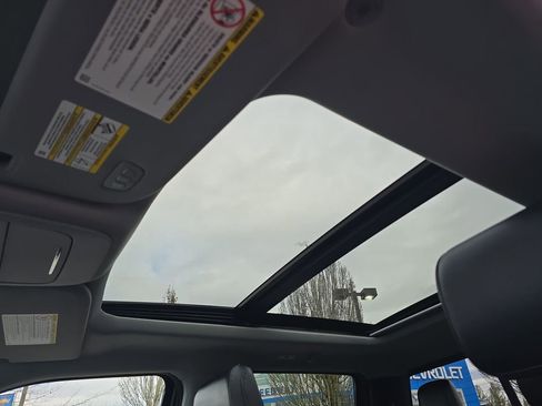 Used 2024 Ford F350 Lariat image 21