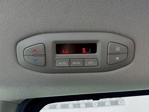 Used 2016 Kia Sedona SX Limited FWD image 26