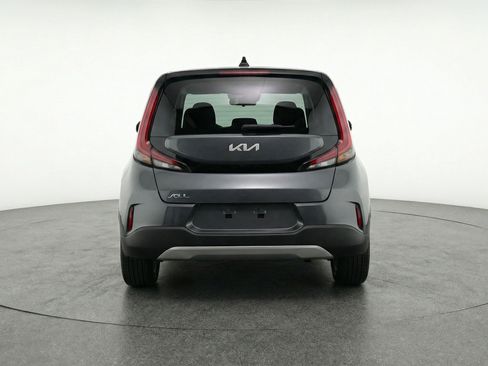 Used 2025 Kia Soul LX w/ LX Technology Package image 7