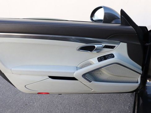 Used 2013 Porsche 911 Carrera image 37