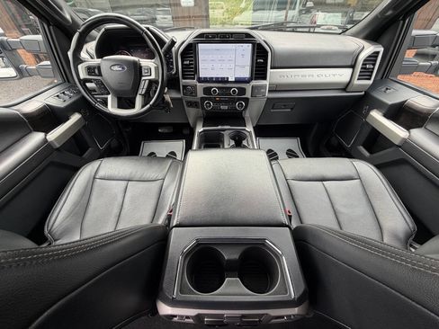 Used 2022 Ford F250 Lariat image 16