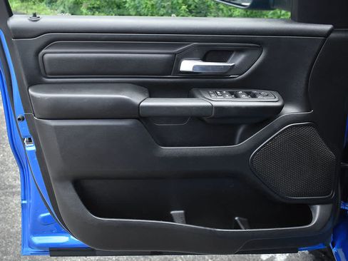 Used 2025 RAM 1500 Warlock AWD/4WD image 27