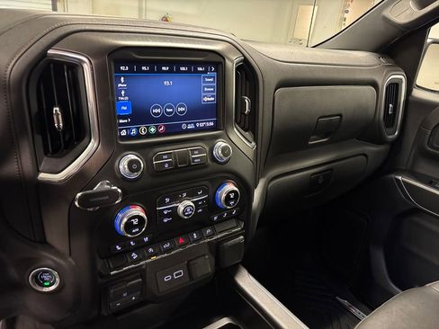 Used 2020 GMC Sierra 1500 AT4 image 38