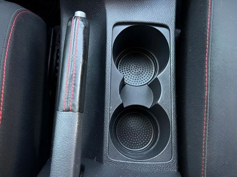 Used 2013 Volkswagen Golf 4-Door image 44