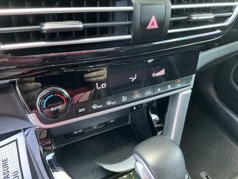 Used 2021 Kia Seltos EX AWD/4WD image 25
