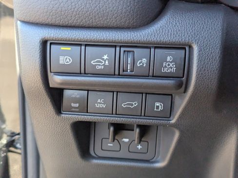 Used 2024 Toyota Land Cruiser image 35