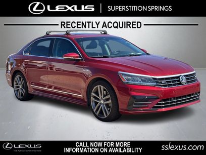 Used 2019 Volkswagen Passat 2.0T SE R-Line