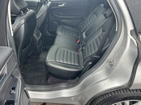 Used 2015 Ford Edge SEL w/ Equipment Group 201A AWD/4WD image 17