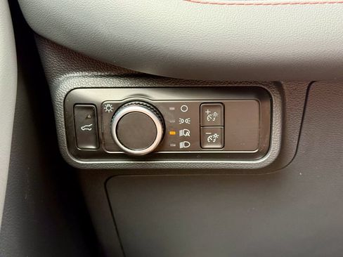 New 2026 Ford Explorer Active AWD/4WD image 28