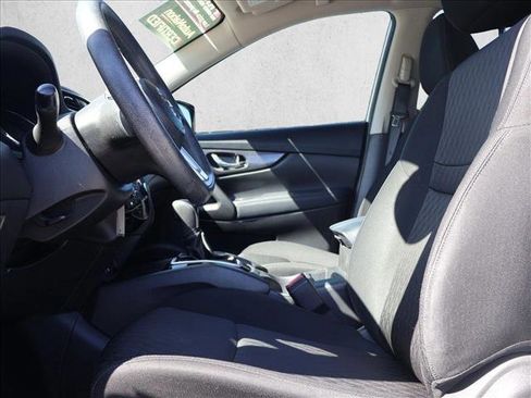Used 2018 Nissan Rogue S AWD/4WD image 20