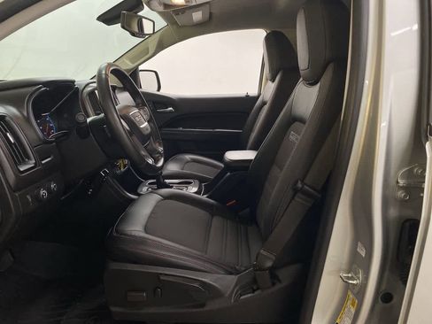 Used 2017 GMC Canyon SLE w/ All Terrain Package image 13