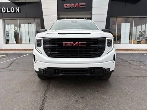 New 2026 GMC Sierra 1500 Elevation w/ Elevation Select Package image 5