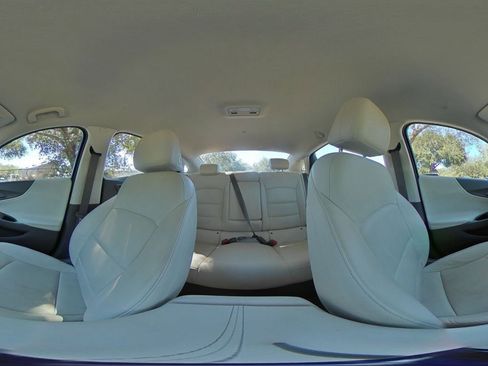 Used 2024 Chevrolet Malibu LT image 36