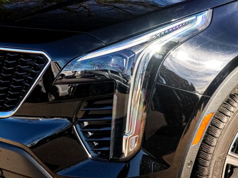 Used 2022 Cadillac XT4 Sport w/ Comfort Package image 6