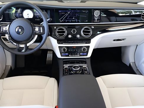 New 2027 Rolls-Royce Ghost AWD/4WD image 4