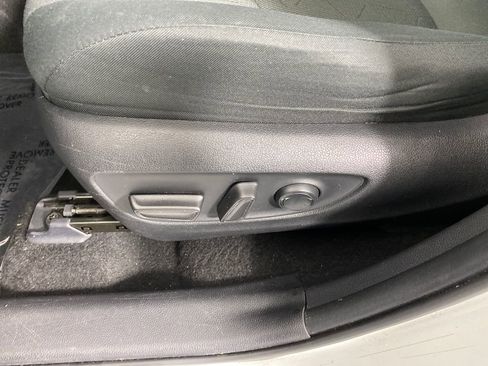 Certified 2021 Toyota RAV4 XLE image 8