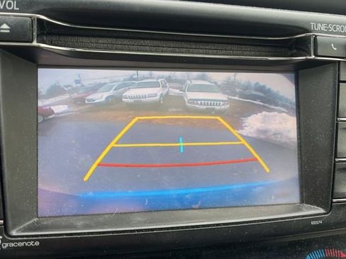 Used 2018 Toyota RAV4 XLE image 31