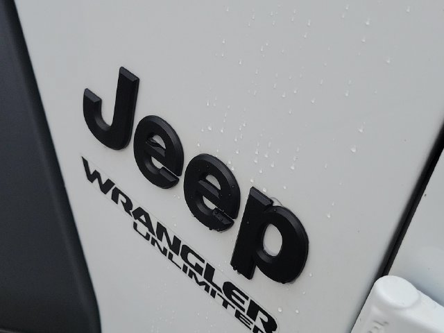 Used 2022 Jeep Wrangler Unlimited Sport AWD/4WD image 34