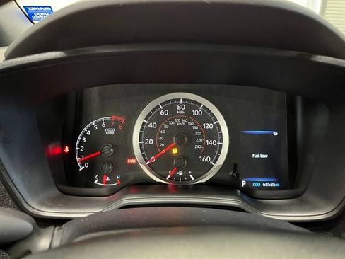 Used 2022 Toyota Corolla SE FWD image 25