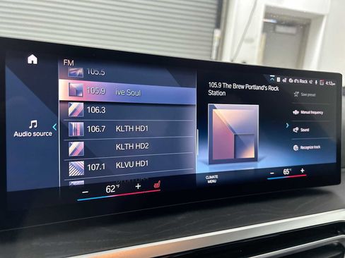 Used 2024 BMW 330i xDrive 330i xDrive image 12