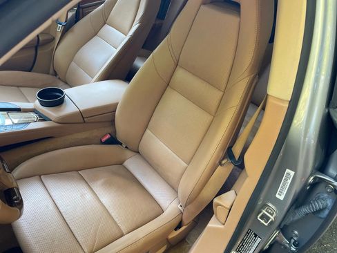 Used 2016 Porsche Panamera S image 39