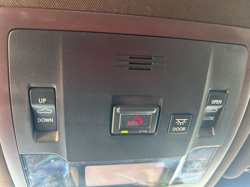 Used 2021 Lexus ES 300h w/ Premium Package FWD image 29