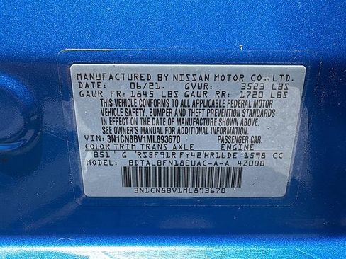 Used 2021 Nissan Versa S FWD image 29