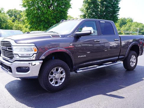Used 2019 RAM 2500 Laramie AWD/4WD image 10