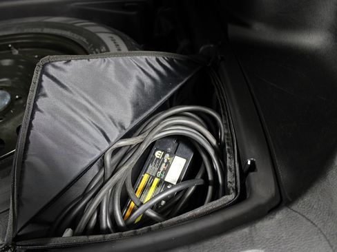 Used 2024 Jeep Grand Cherokee Limited 4xe image 32