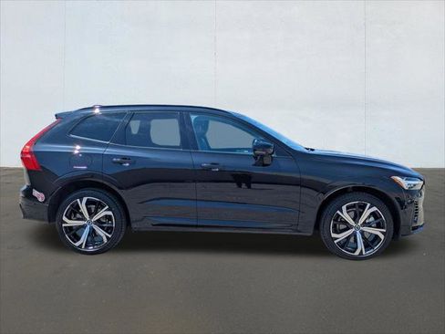 Used 2024 Volvo XC60 T8 Ultimate w/ Protection Package Premier AWD/4WD image 6
