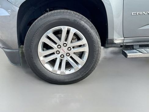 Used 2019 GMC Canyon SLT w/ Trailering Package RWD image 40