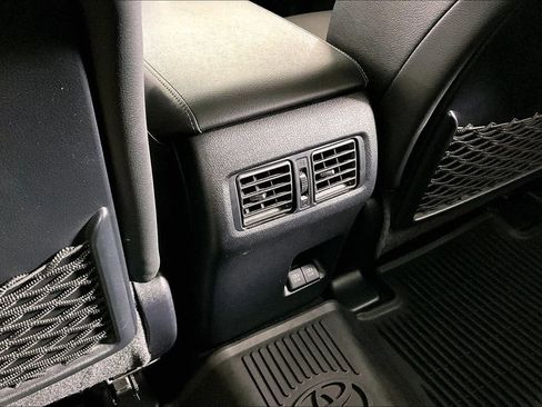 Used 2020 Toyota 4Runner Limited image 36