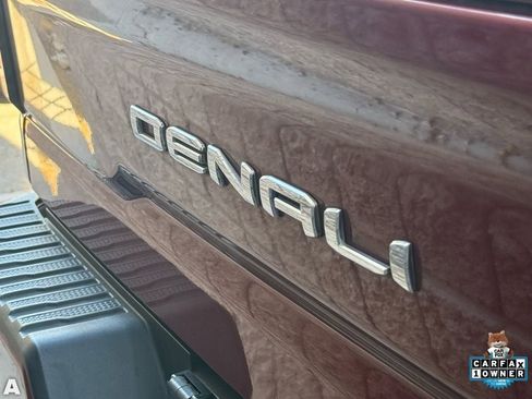 Used 2023 GMC Sierra 3500 Denali w/ Denali Ultimate Package image 14