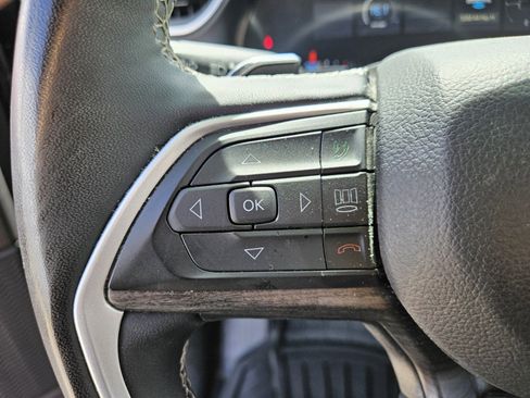 Used 2023 Jeep Grand Cherokee L Limited w/ Luxury Tech Group II AWD/4WD image 27