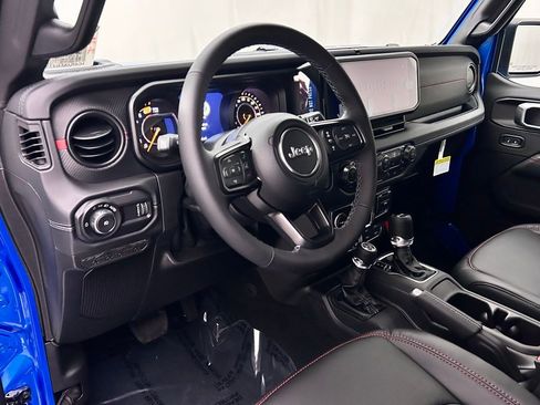 New 2026 Jeep Wrangler Unlimited Rubicon AWD/4WD image 12