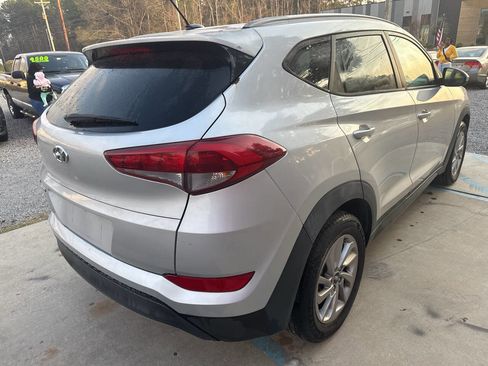 Used 2016 Hyundai Tucson SE w/ Option Group 02 image 9
