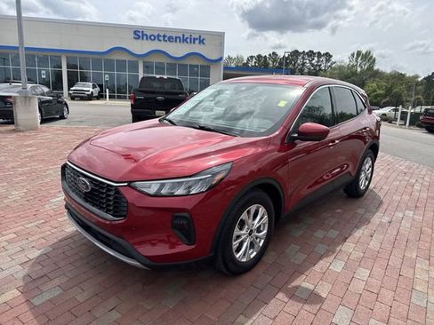 Used 2023 Ford Escape Active w/ Tech Pack #2 image 32