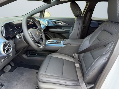 New 2026 Chevrolet Equinox EV LT FWD image 9