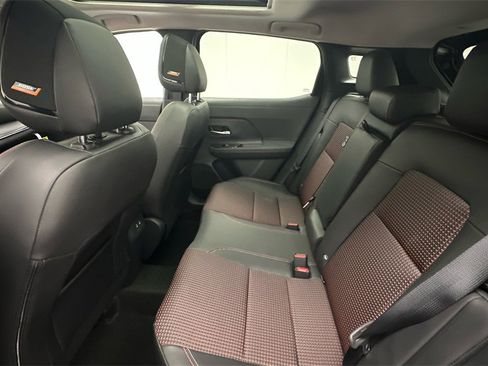 New 2025 Nissan Kicks SR w/ SR Premium Package image 10