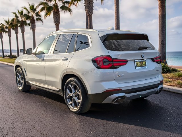Used 2024 BMW X3 sDrive30i w/ Premium Package RWD image 7
