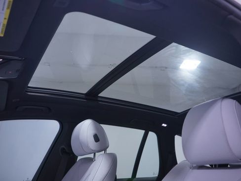 Used 2024 BMW X5 sDrive40i w/ M Sport Package RWD image 8