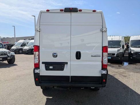 Used 2023 RAM ProMaster 2500 FWD image 4