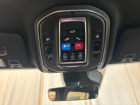 New 2026 Jeep Grand Cherokee L Limited AWD/4WD image 19
