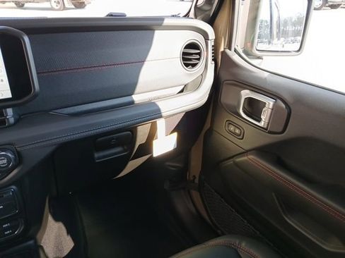 New 2026 Jeep Gladiator Rubicon image 36